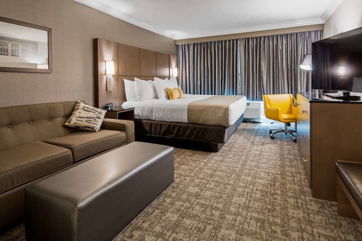 Room 15 of 46