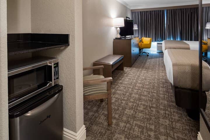 Room 21 of 46