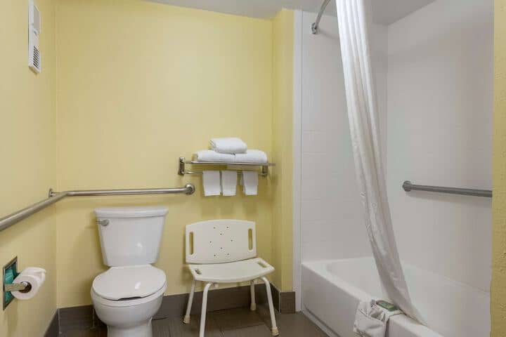 Room 20 of 27