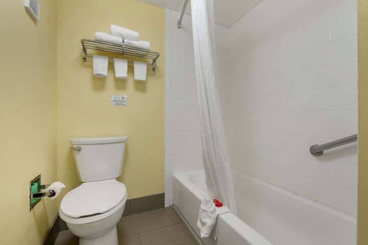 Room 19 of 27